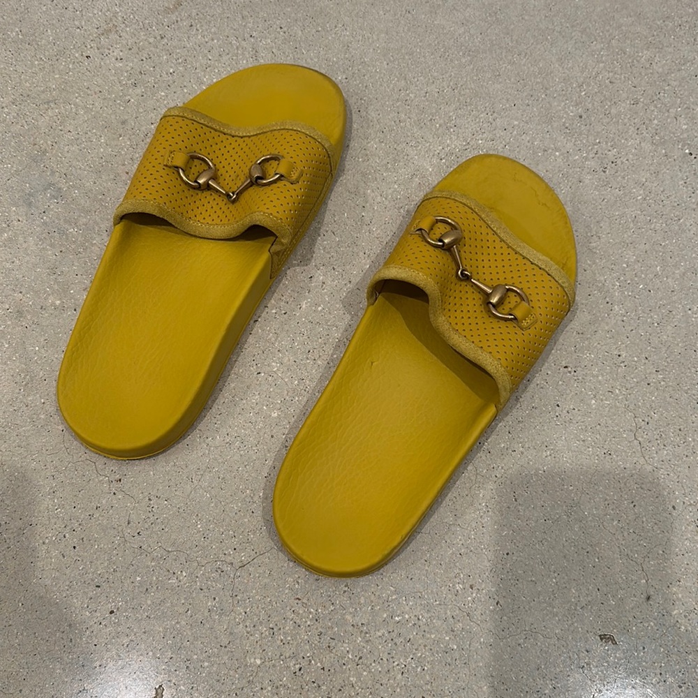 Gucci Slides - Women’s